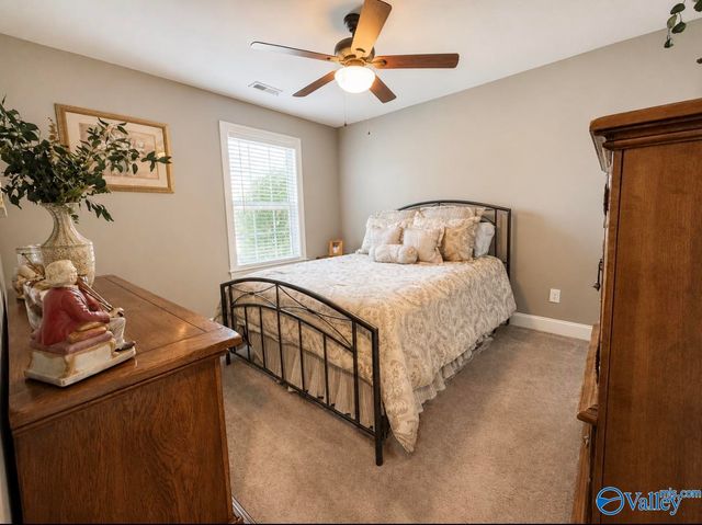 312 Dominion Drive SE, Hartselle, AL 35640