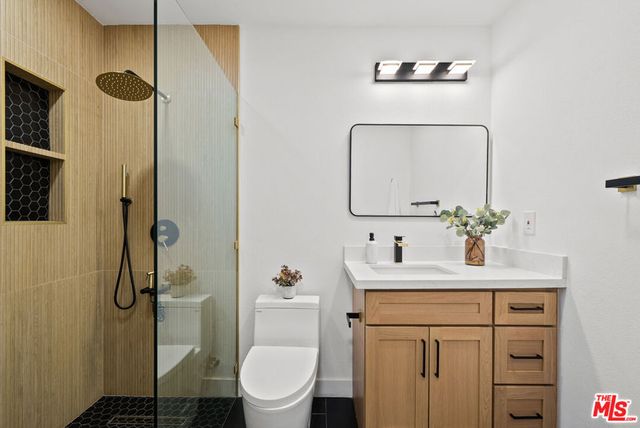15358 Gault Street, Van Nuys, CA 91406