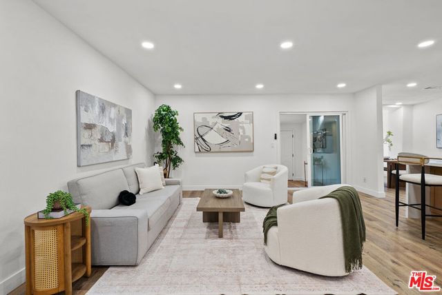 15358 Gault Street, Van Nuys, CA 91406