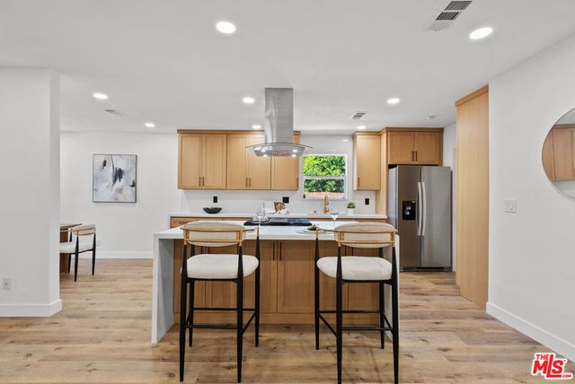 15358 Gault Street, Van Nuys, CA 91406