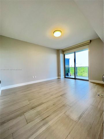16385 Biscayne Boulevard 607, North Miami Beach, FL 33160