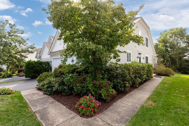 7 White Trellis, Plymouth, MA 02360
