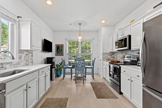 7 White Trellis, Plymouth, MA 02360