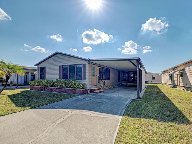 137 N FIJI CIRCLE, Englewood, FL 34223