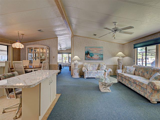 137 N FIJI CIRCLE, Englewood, FL 34223