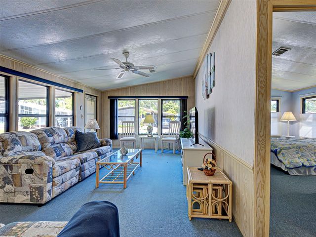 137 N FIJI CIRCLE, Englewood, FL 34223