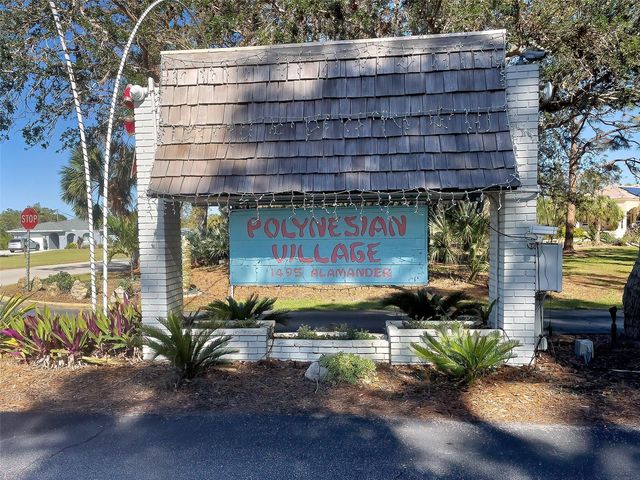 137 N FIJI CIRCLE, Englewood, FL 34223