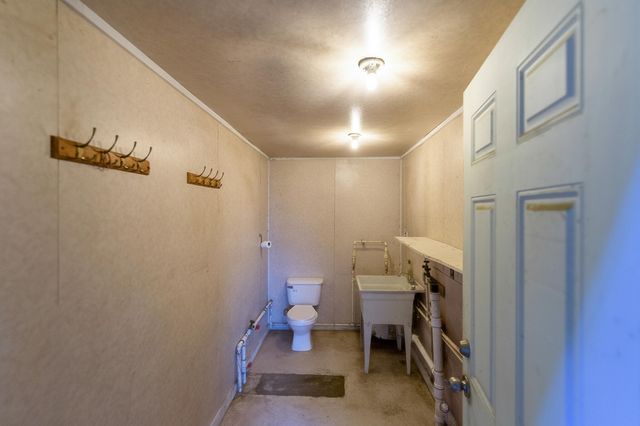 9301 E Division Road, Mill Creek, IN 46365