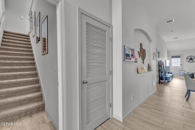 13757 Lago Vista Avenue, Horizon City, TX 79928
