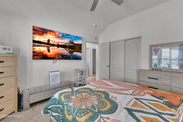 13757 Lago Vista Avenue, Horizon City, TX 79928