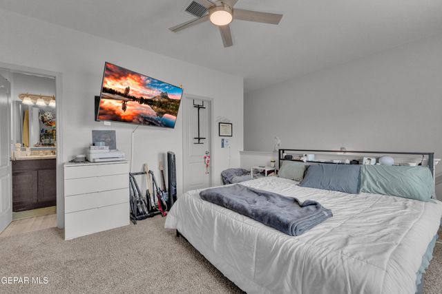 13757 Lago Vista Avenue, Horizon City, TX 79928