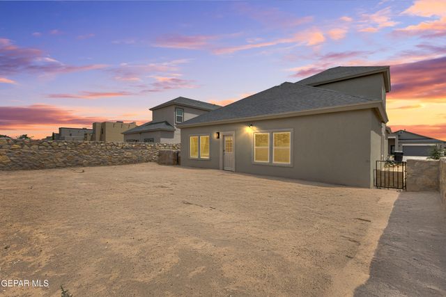 13757 Lago Vista Avenue, Horizon City, TX 79928