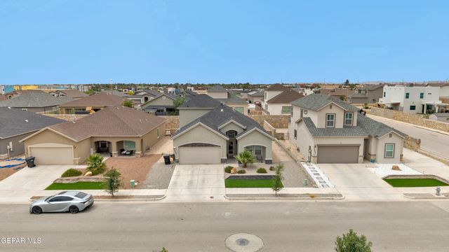 13757 Lago Vista Avenue, Horizon City, TX 79928