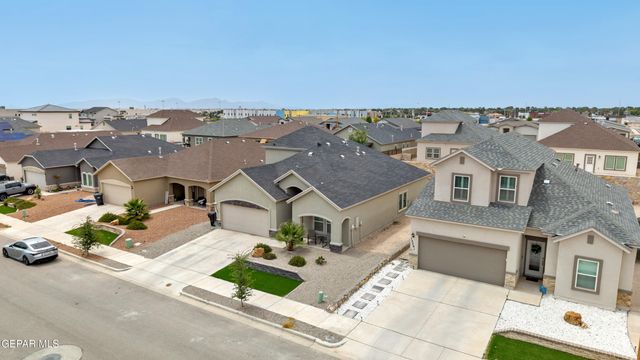13757 Lago Vista Avenue, Horizon City, TX 79928