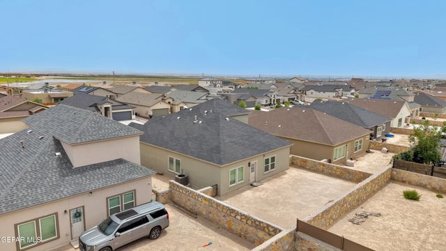 13757 Lago Vista Avenue, Horizon City, TX 79928