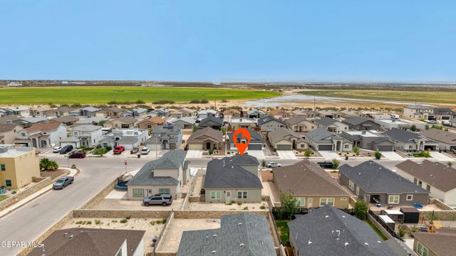 13757 Lago Vista Avenue, Horizon City, TX 79928