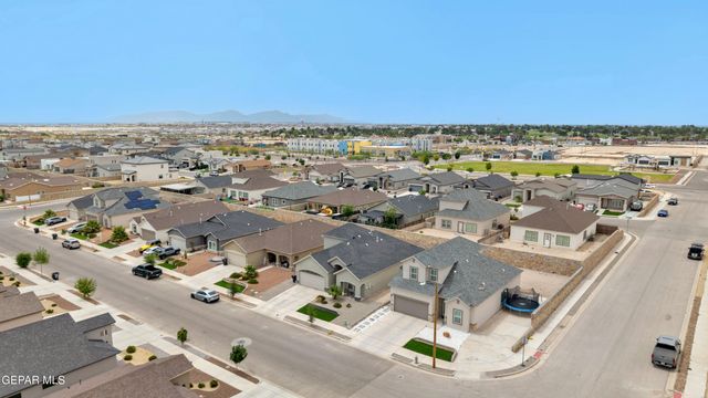 13757 Lago Vista Avenue, Horizon City, TX 79928
