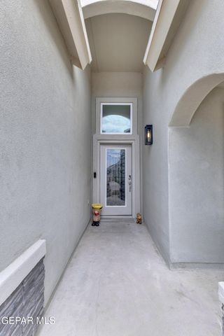13757 Lago Vista Avenue, Horizon City, TX 79928