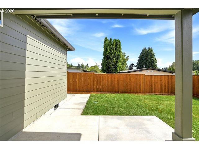 2207 Nw 69TH St, Vancouver, WA 98665