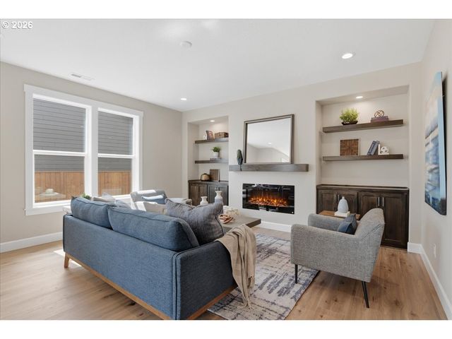 2207 Nw 69TH St, Vancouver, WA 98665