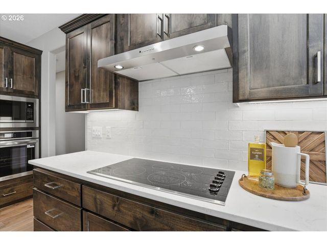 2207 Nw 69TH St, Vancouver, WA 98665