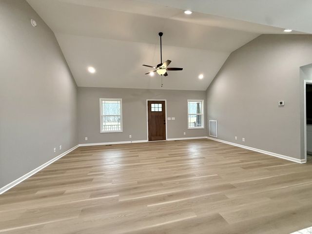 52 Wiseman Lane, Winchester, TN 37398