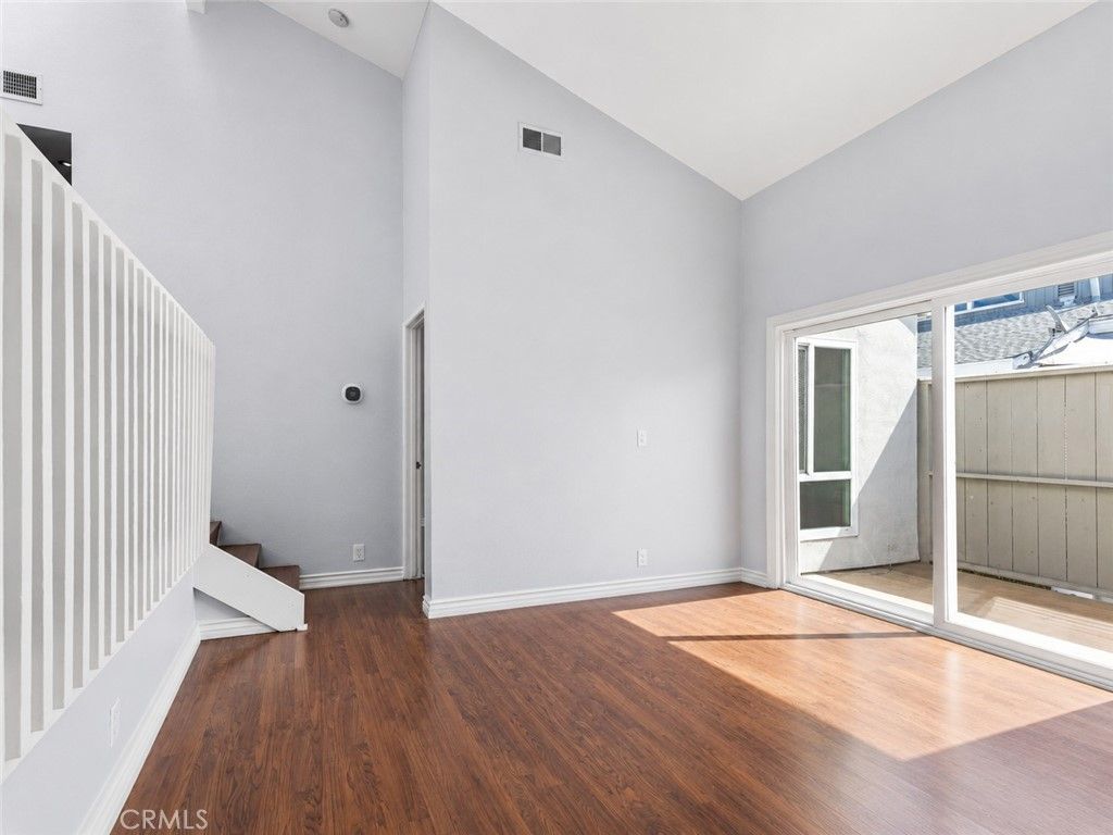 2710 W Segerstrom Avenue F, Santa Ana, CA 92704 — photo 4