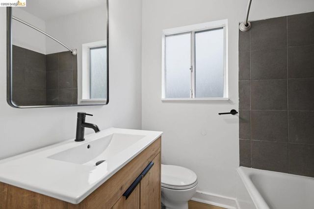 2600 Sacramento St, Berkeley, CA 94702