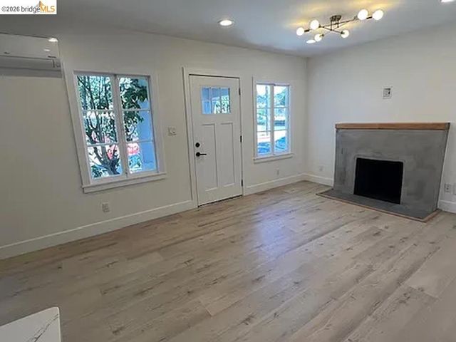 2600 Sacramento St, Berkeley, CA 94702