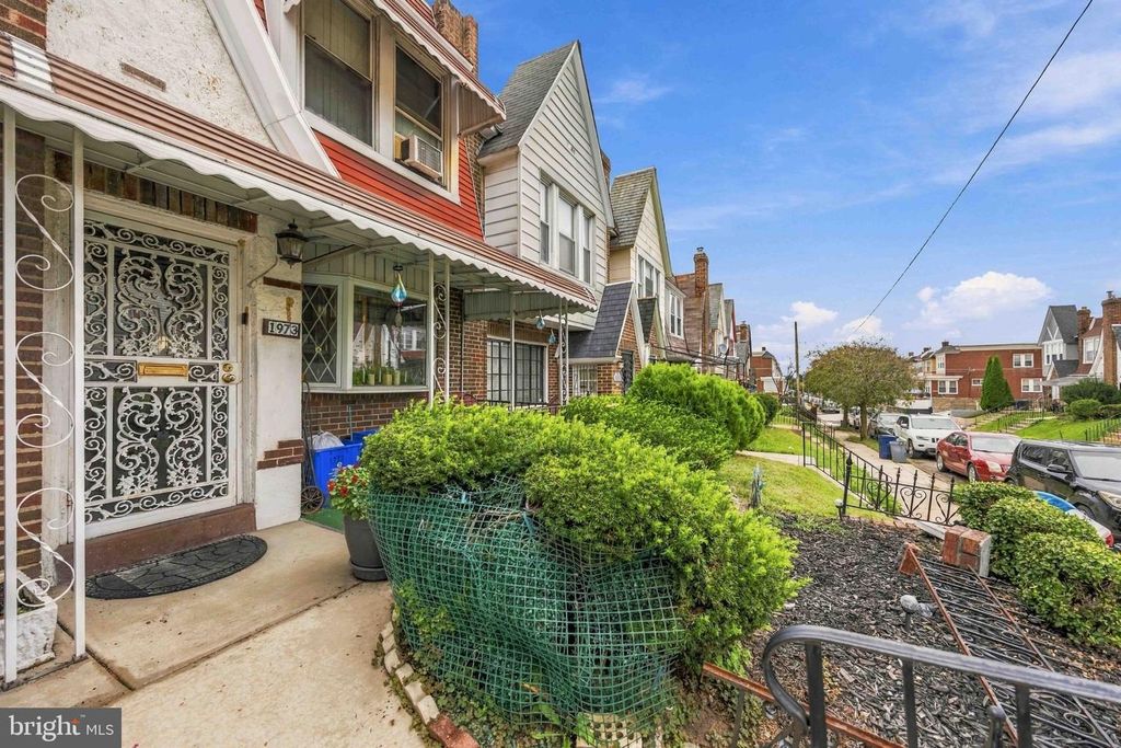 1973 PLYMOUTH ST, Philadelphia, PA 19138 — photo 2