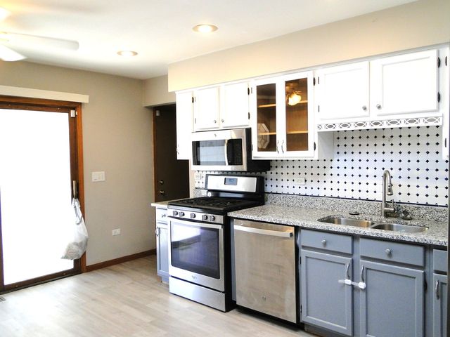 194 Silverado Street, Bolingbrook, IL 60490