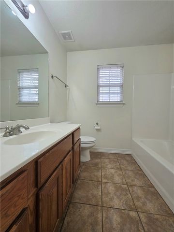 4401 Summerfield Circle, Springdale, AR 72762