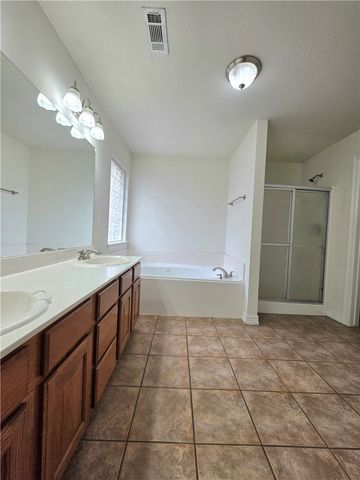 4401 Summerfield Circle, Springdale, AR 72762