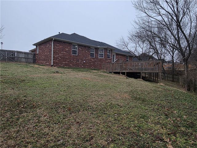 4401 Summerfield Circle, Springdale, AR 72762