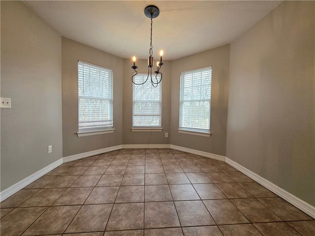 4401 Summerfield Circle, Springdale, AR 72762