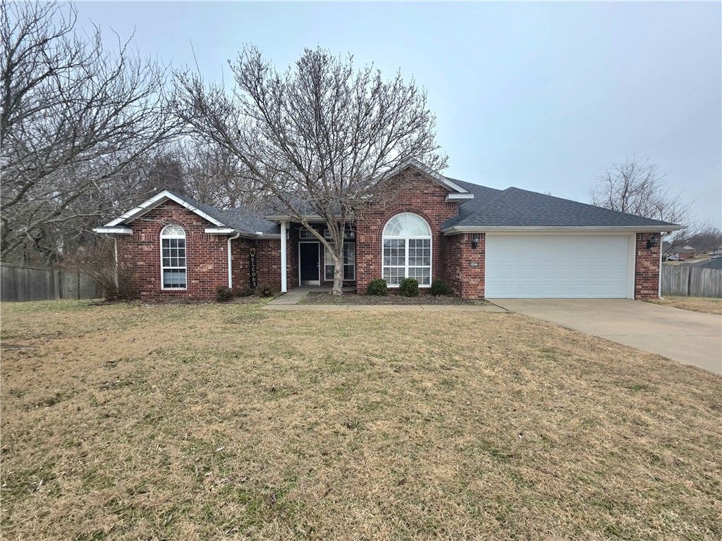 4401 Summerfield Circle, Springdale, AR 72762