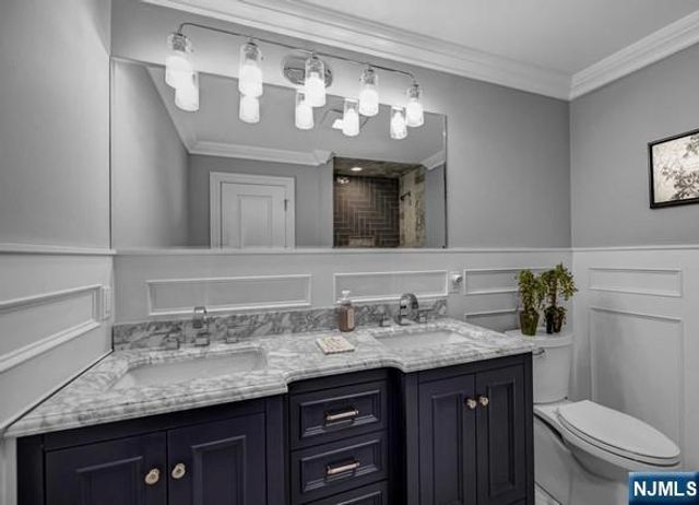 150 Fremont Avenue, Park Ridge, NJ 07656