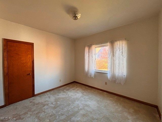 125 Bird Way, Weirton, WV 26062