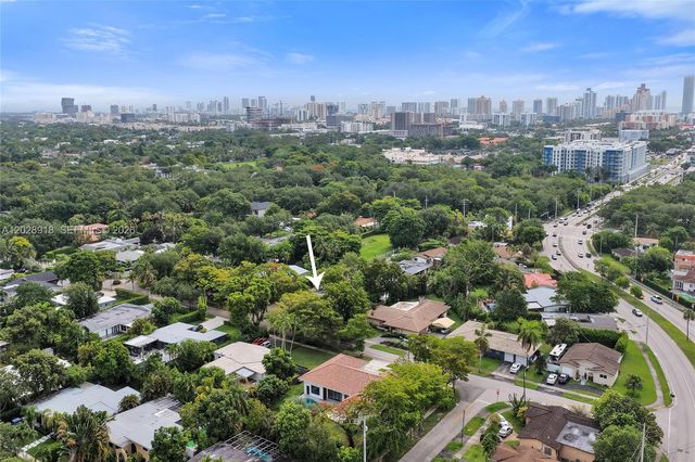 18641 NE 21st Ave, Miami, FL 33179