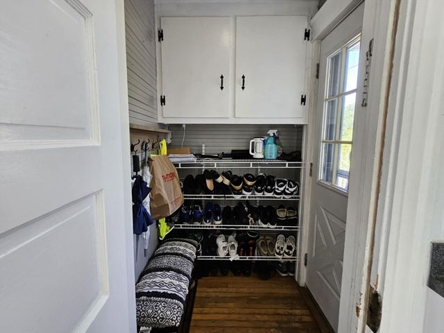 131 Pleasant St, Paxton, MA 01612