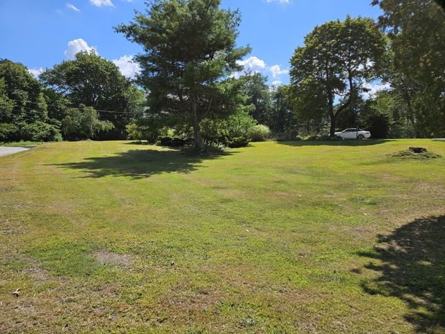 131 Pleasant St, Paxton, MA 01612