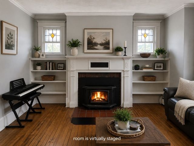 131 Pleasant St, Paxton, MA 01612