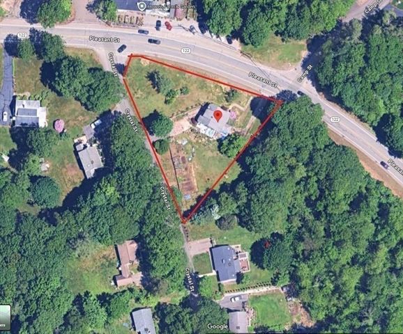 131 Pleasant St, Paxton, MA 01612