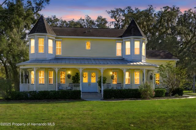 23327 Eppley Drive, Brooksville, FL 34601