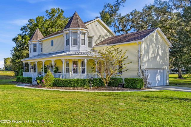 23327 Eppley Drive, Brooksville, FL 34601