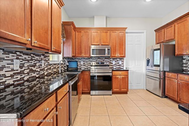 23327 Eppley Drive, Brooksville, FL 34601