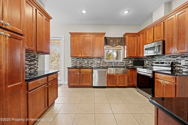 23327 Eppley Drive, Brooksville, FL 34601