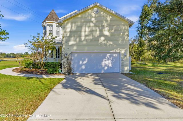 23327 Eppley Drive, Brooksville, FL 34601