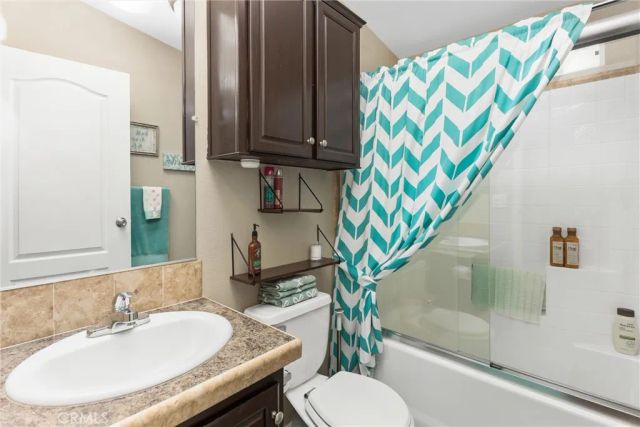 2755 W Arrow 94, La Verne, CA 91750