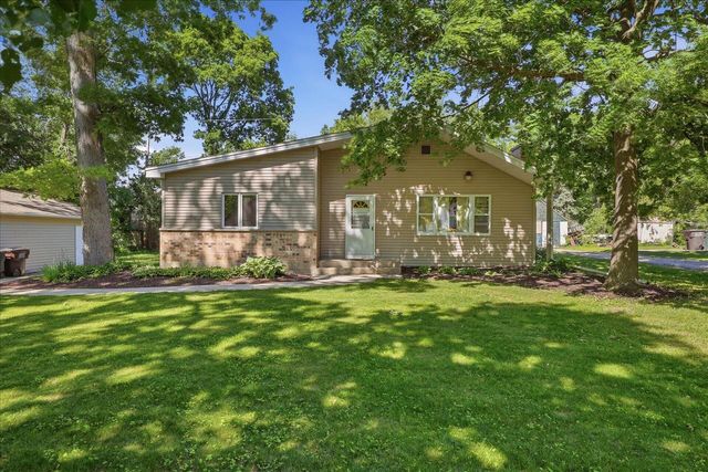 N9119 Maple STREET, East Troy, WI 53120
